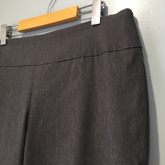 Dalia Stretchy High-Waist Grey Ankle Crop Pants - Picture 4 of 7